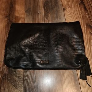 R & J Foldover Clutch